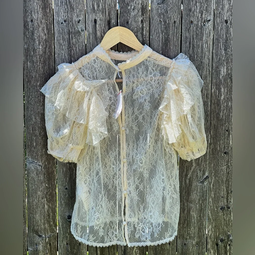 FREE PEOPLE SECRET ADMIRER LACE Top NWT